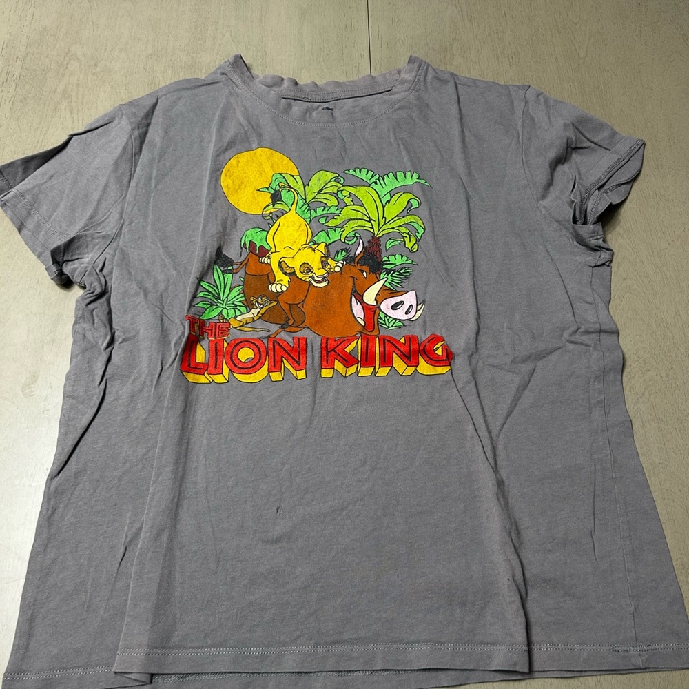 Disney Lion King Heather Gray Tee